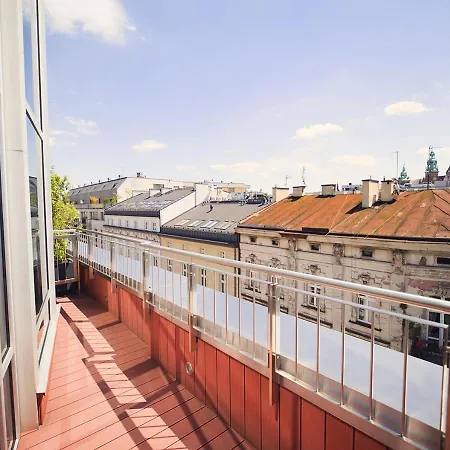 Views מלון דירות