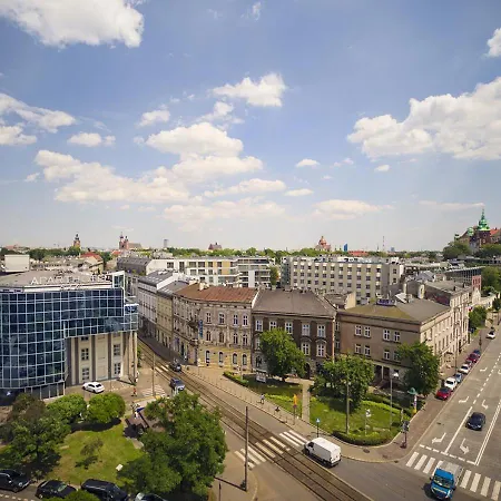Views Aparthotel