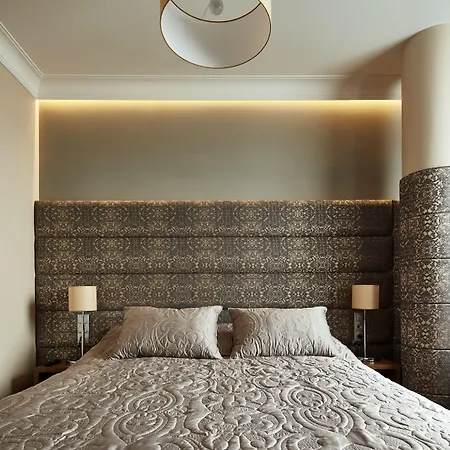 מלון דירות Views 4*