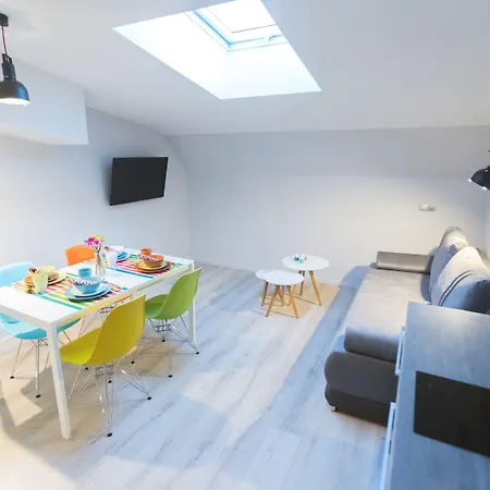 Views מלון דירות