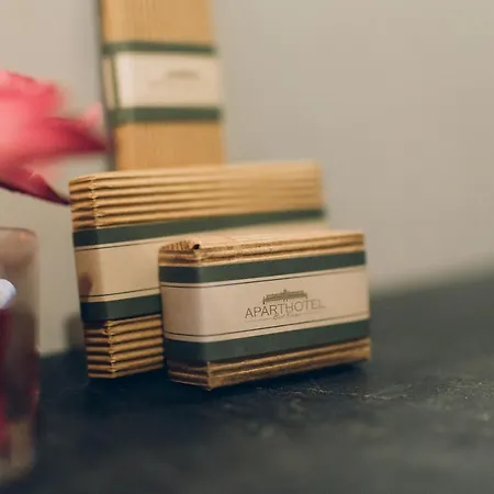 Views Lejlighedshotel 4*