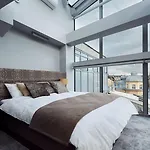 Views 아파트호텔 크라쿠프