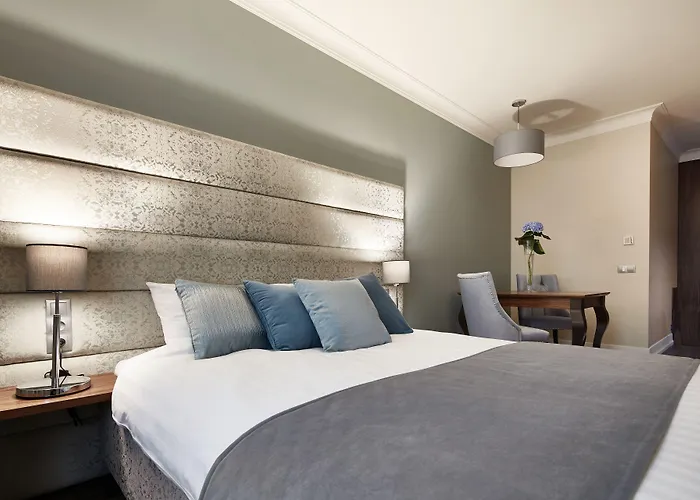 Views 아파트호텔 4*